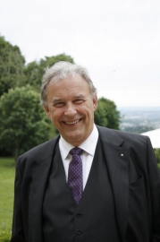 Prof.Dr. Arist von Schlippe