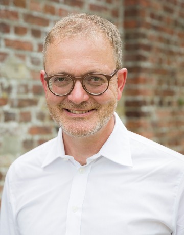 Dr. Markus Troja