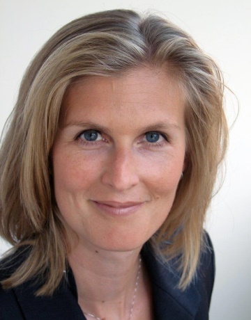 Dr. Larissa Thole